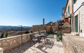 Amazing Home In Kuna With Kitchen